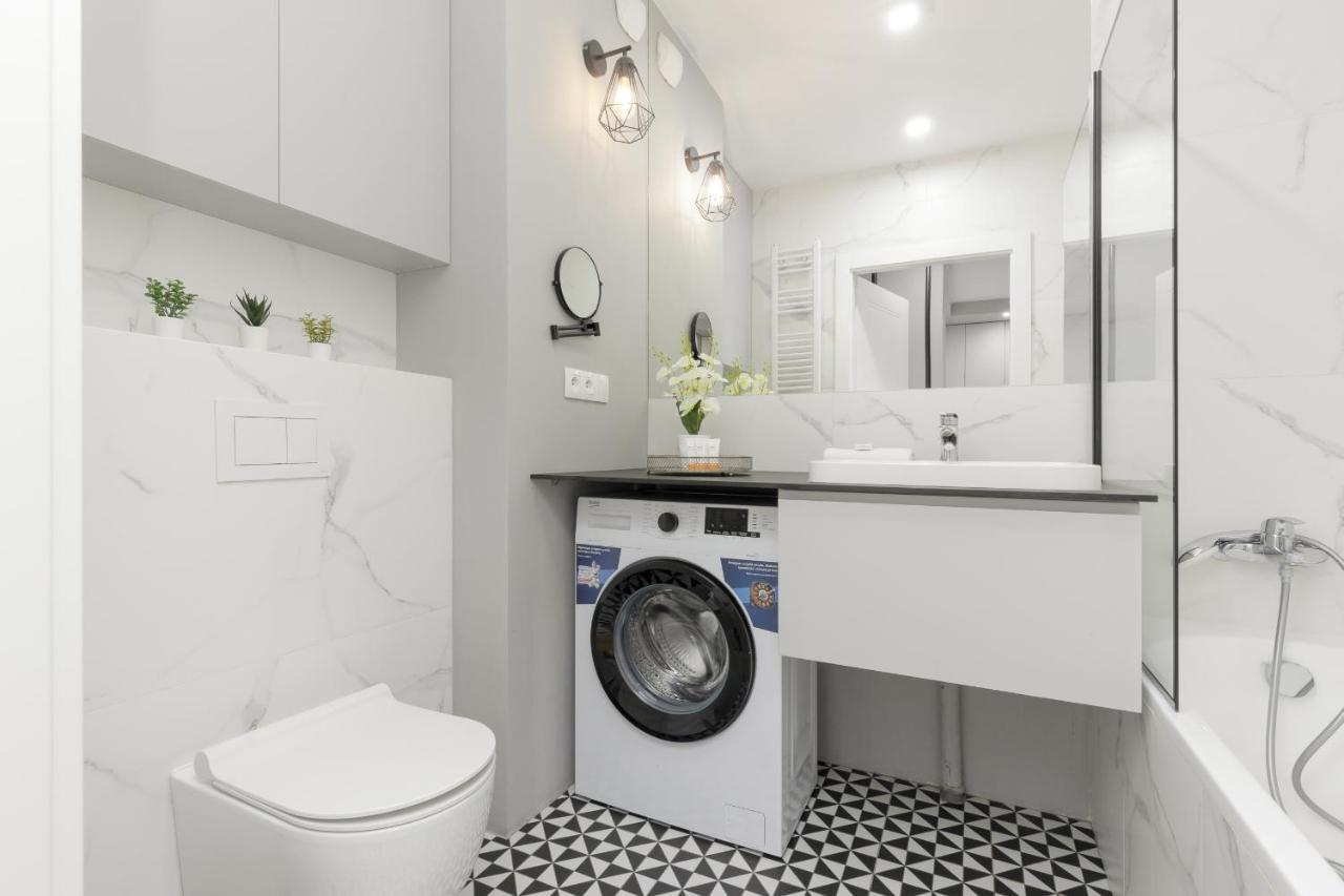 Bright, Cozy Close To The Airport By Renters * Varsavia