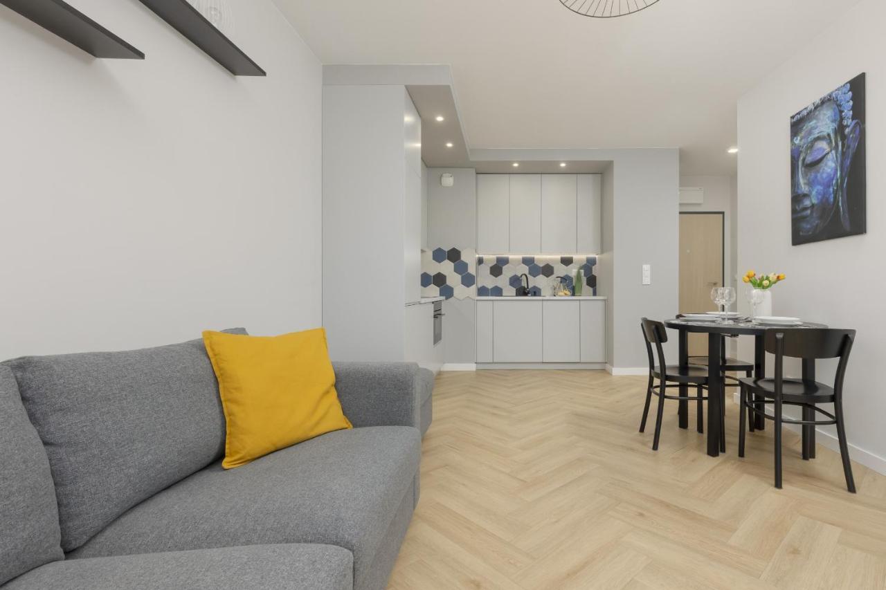 Bright, Cozy Close To The Airport By Renters *